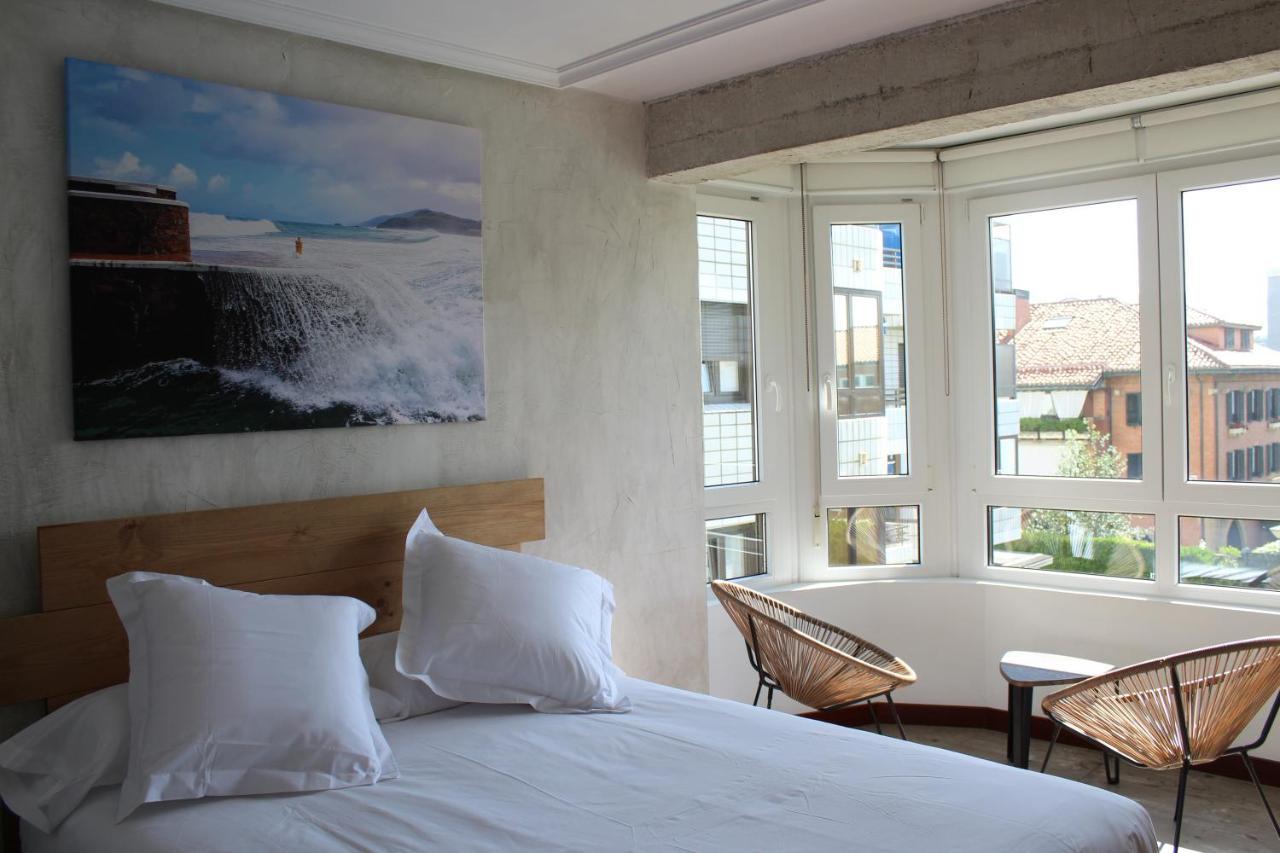 Apartamentos Zarautz Playa, con piscina y garaje Exterior foto