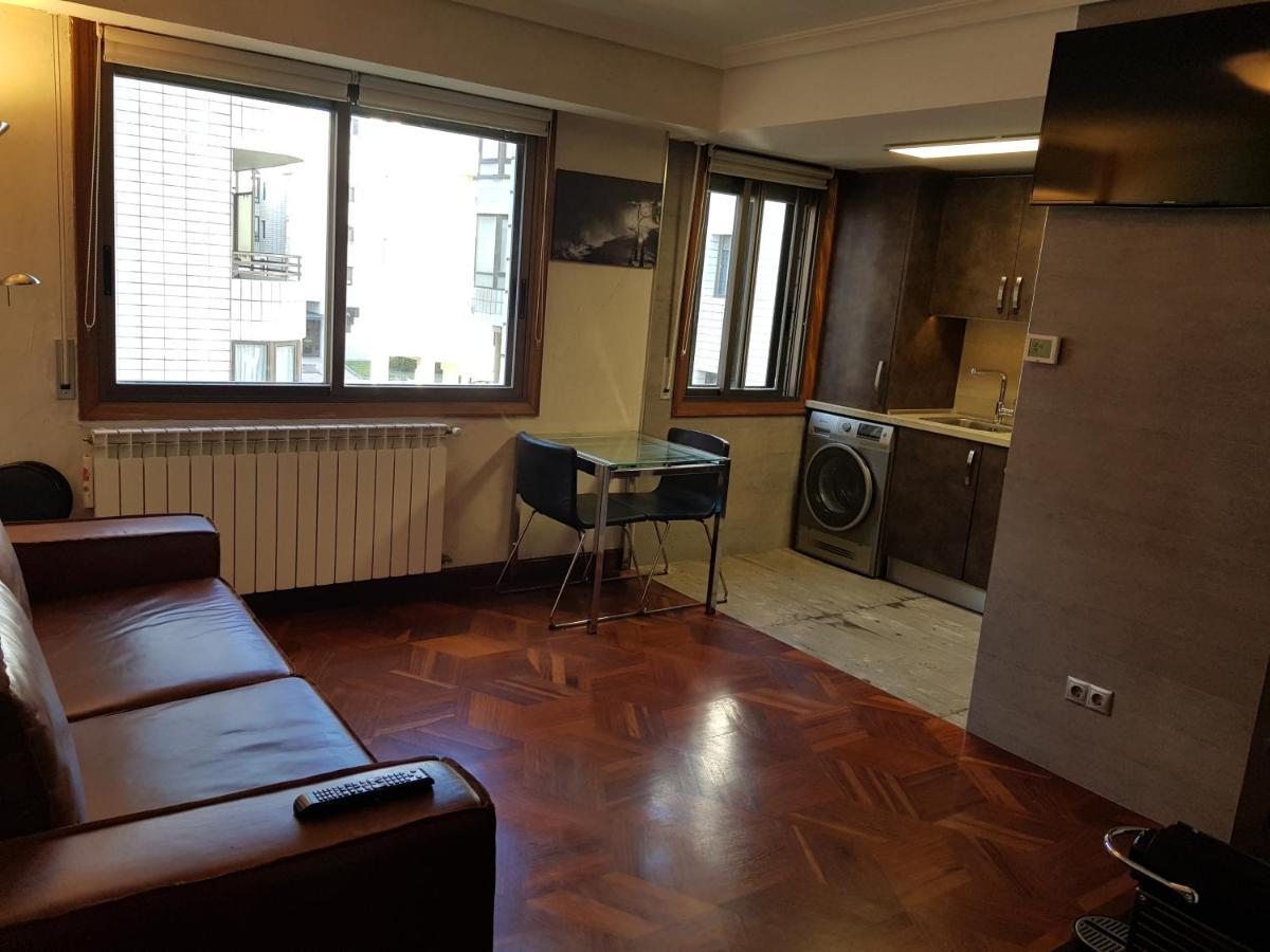 Apartamentos Zarautz Playa, con piscina y garaje Exterior foto