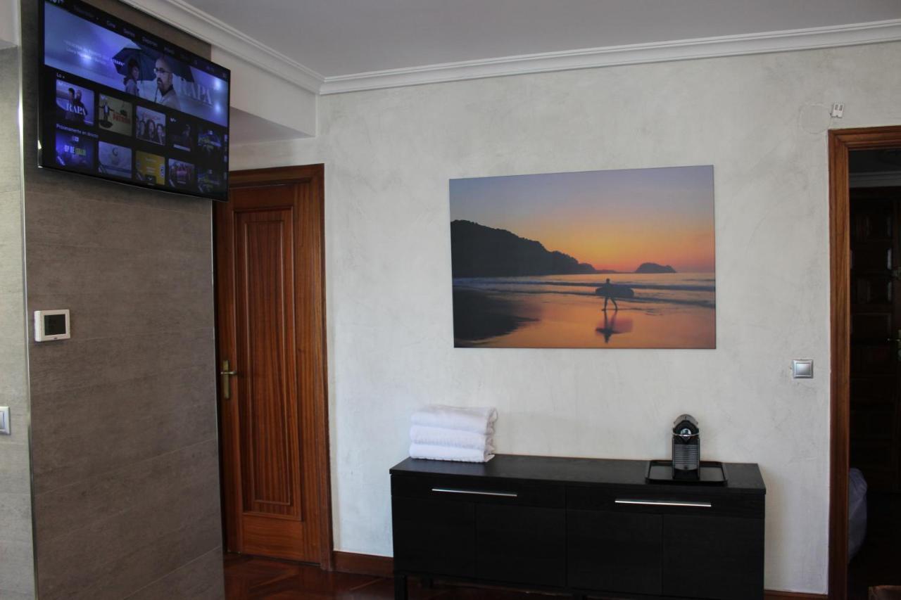 Apartamentos Zarautz Playa, con piscina y garaje Exterior foto