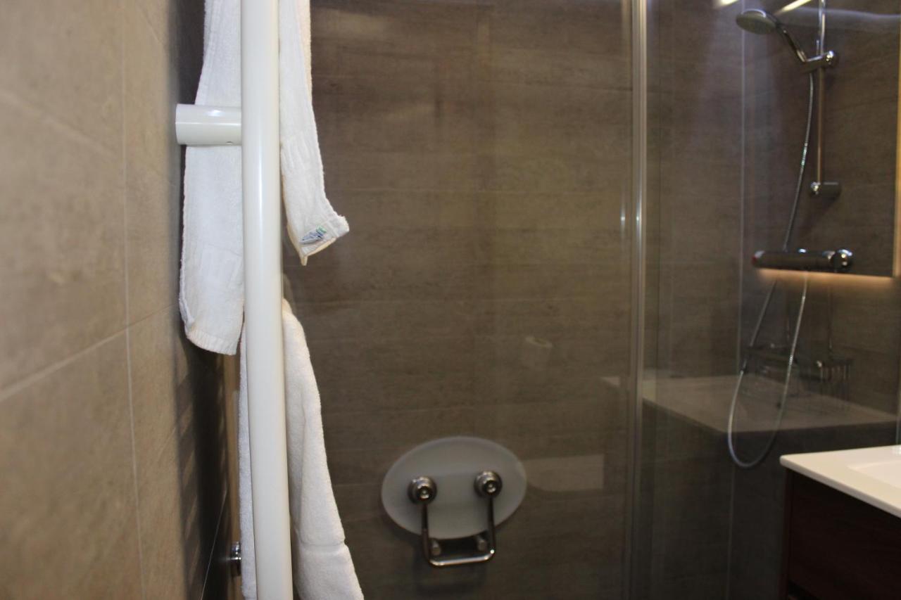 Apartamentos Zarautz Playa, con piscina y garaje Exterior foto