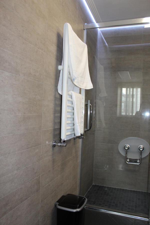 Apartamentos Zarautz Playa, con piscina y garaje Exterior foto