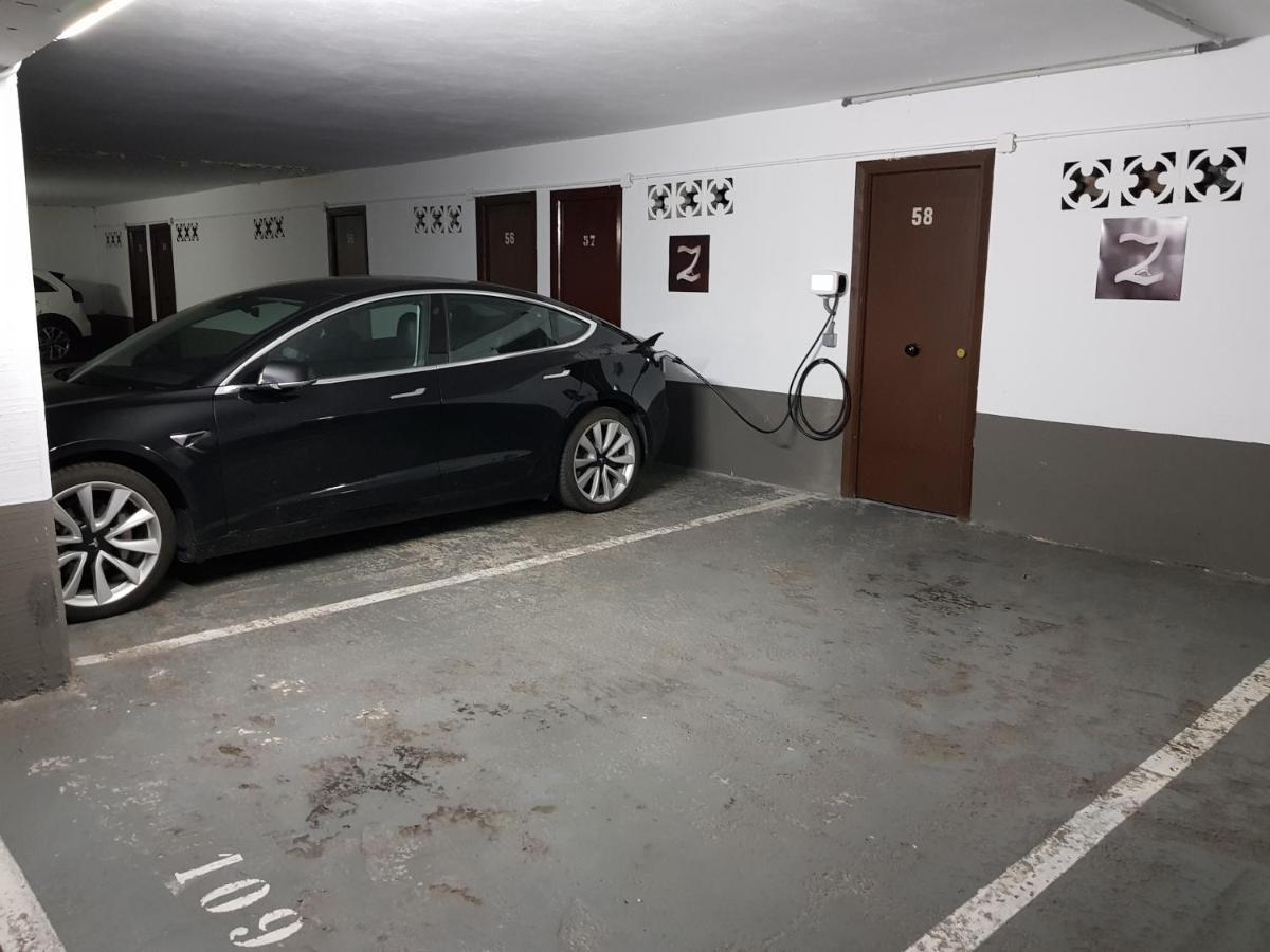 Apartamentos Zarautz Playa, con piscina y garaje Exterior foto